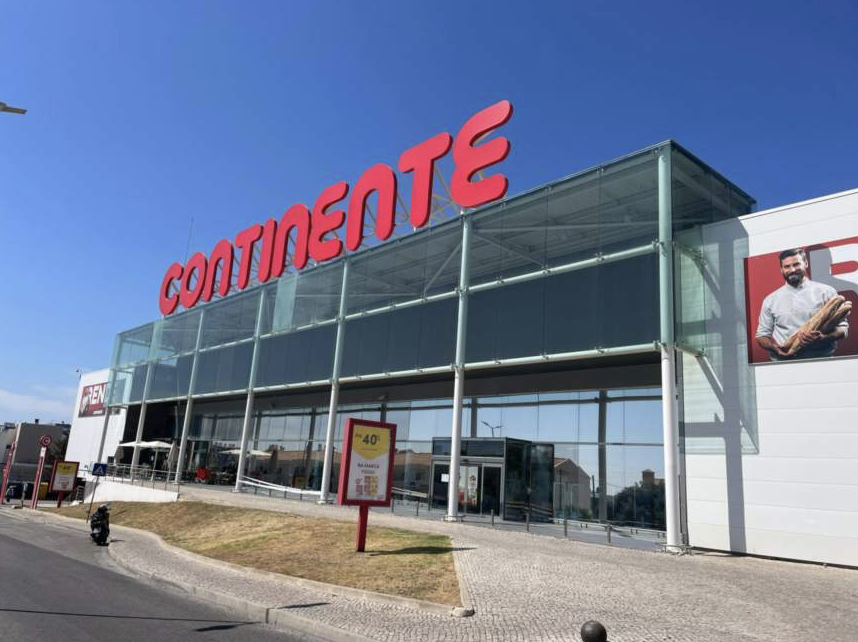 Savills IM acquires 4 supermarkets in Portugal