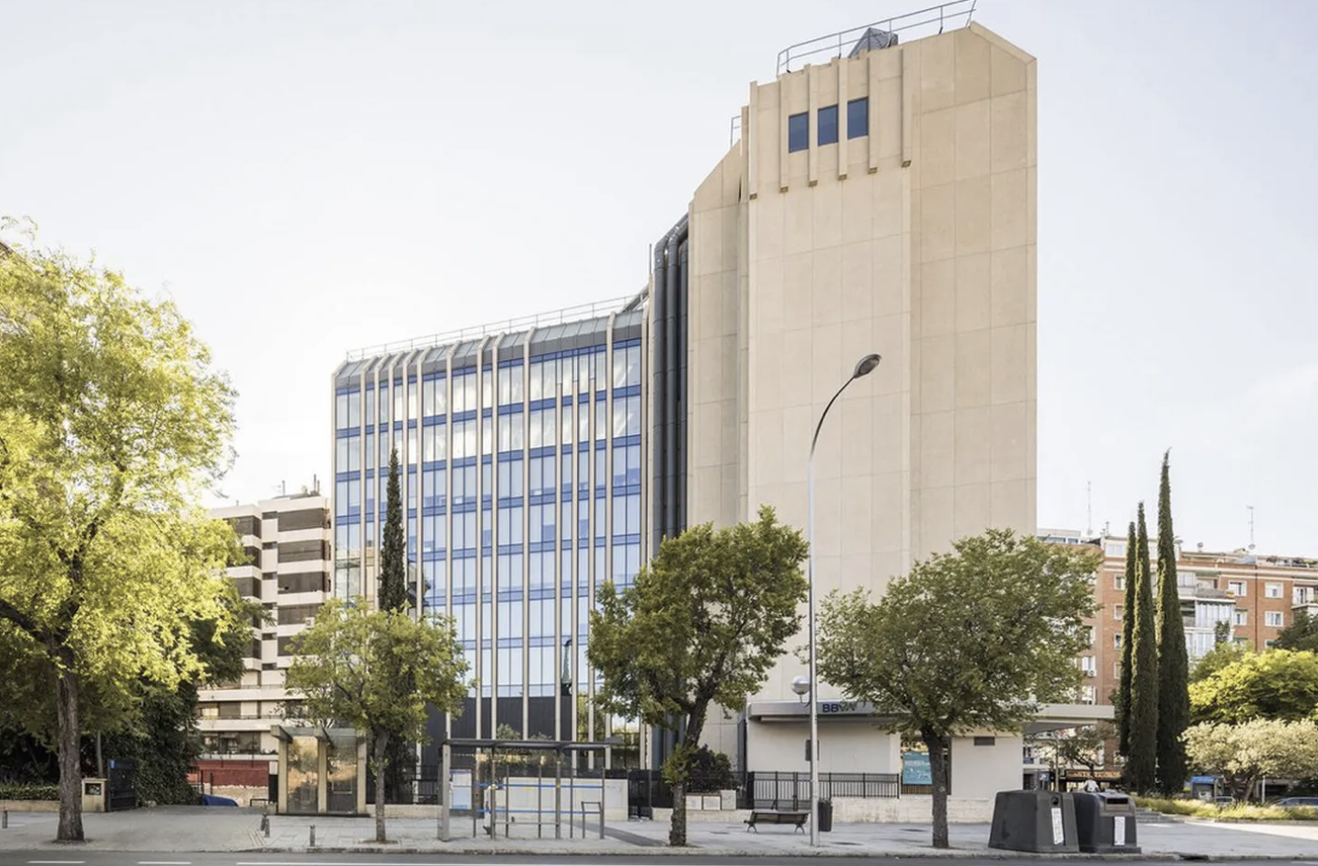 Nacional RE acquires Serrano 240 office tower for €45M
