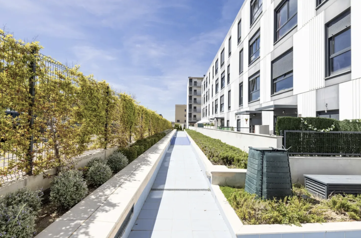 Zurich buys 330 rental homes in Madrid from AXA