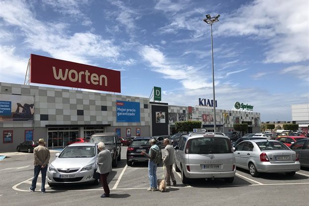 Vukile Property buys 9 retail parks for €193M