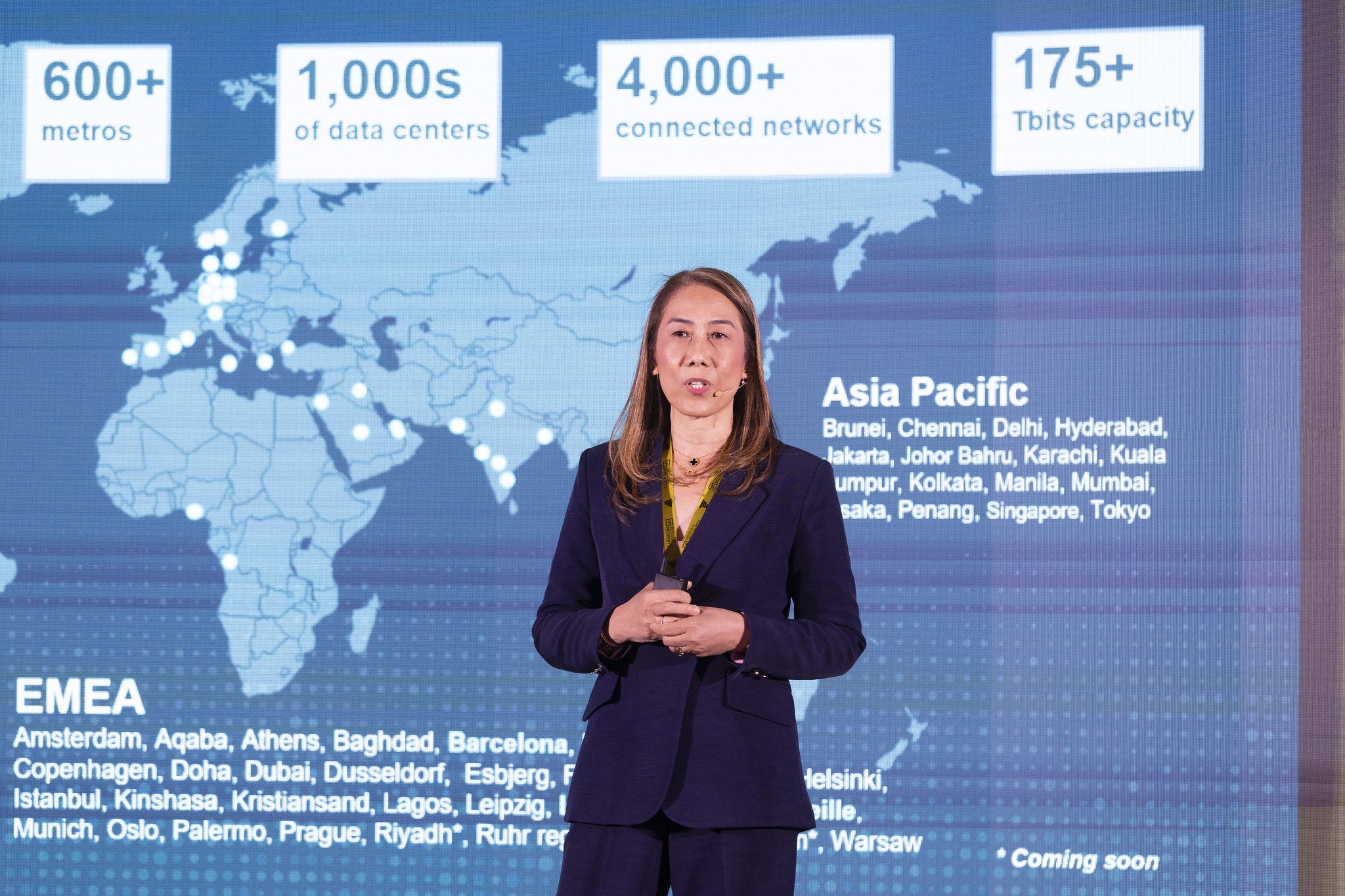 Theresa Bobis, Managing Director South Europe, DE-CIX.