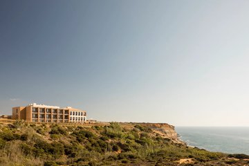 Aethos obtains €100M in financing for global expansion